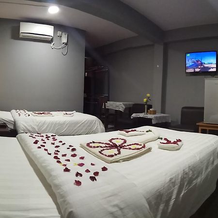 Hotel Mahar Мандалей Екстериор снимка